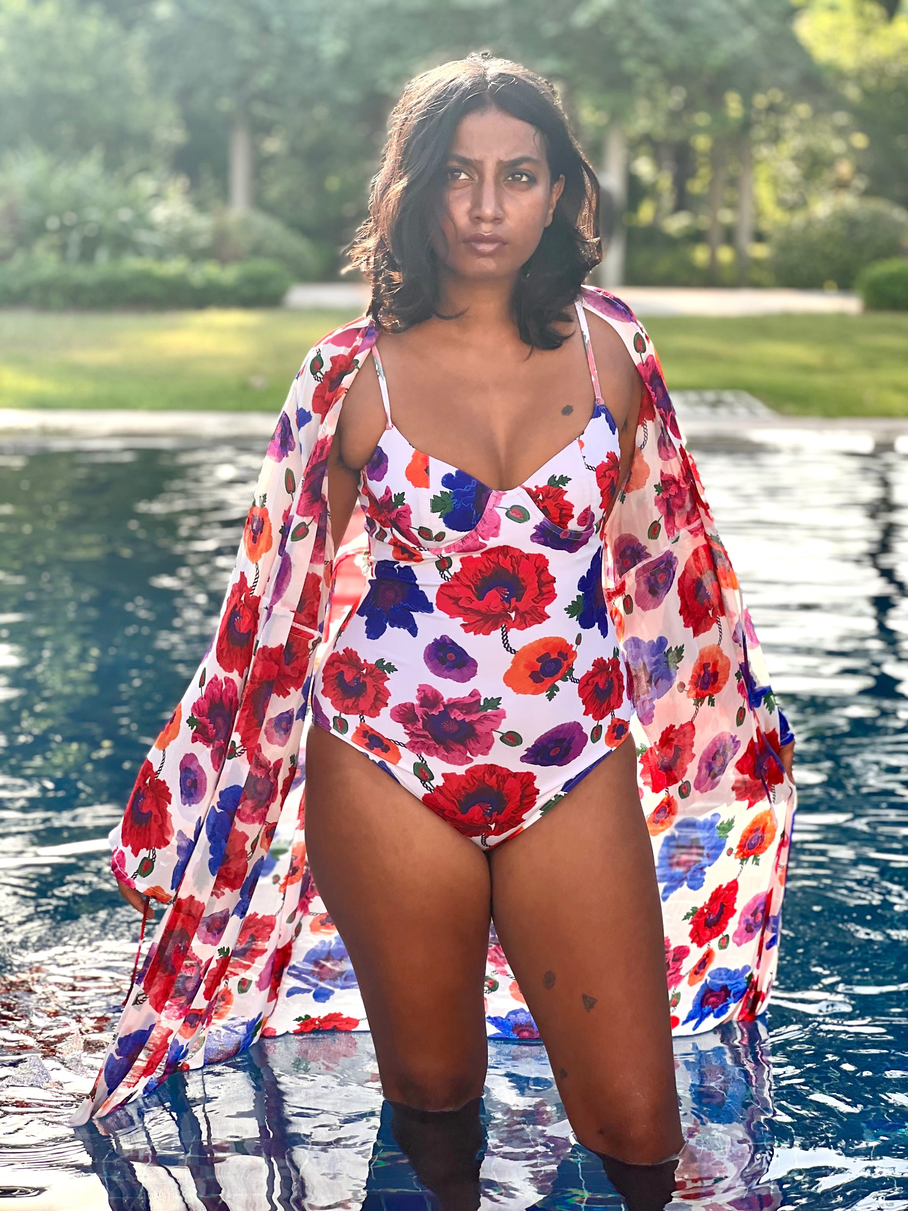 Underwired and Padded One Piece Swimsuit - Poppy White