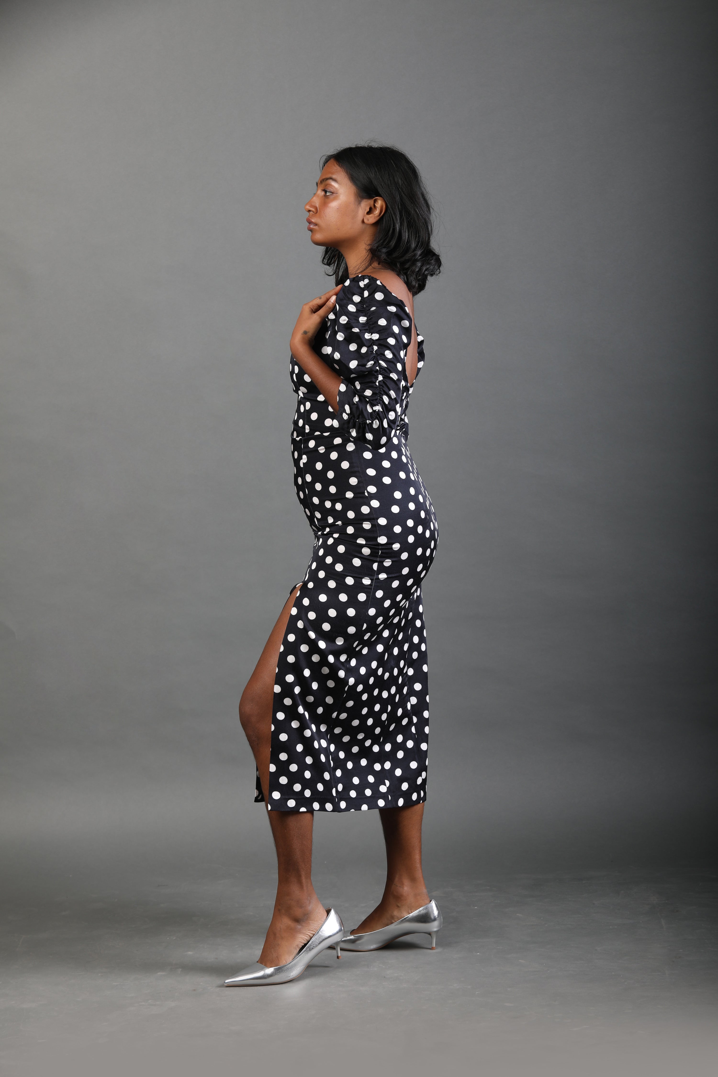 Waist Cinching Dress - Noir Dot
