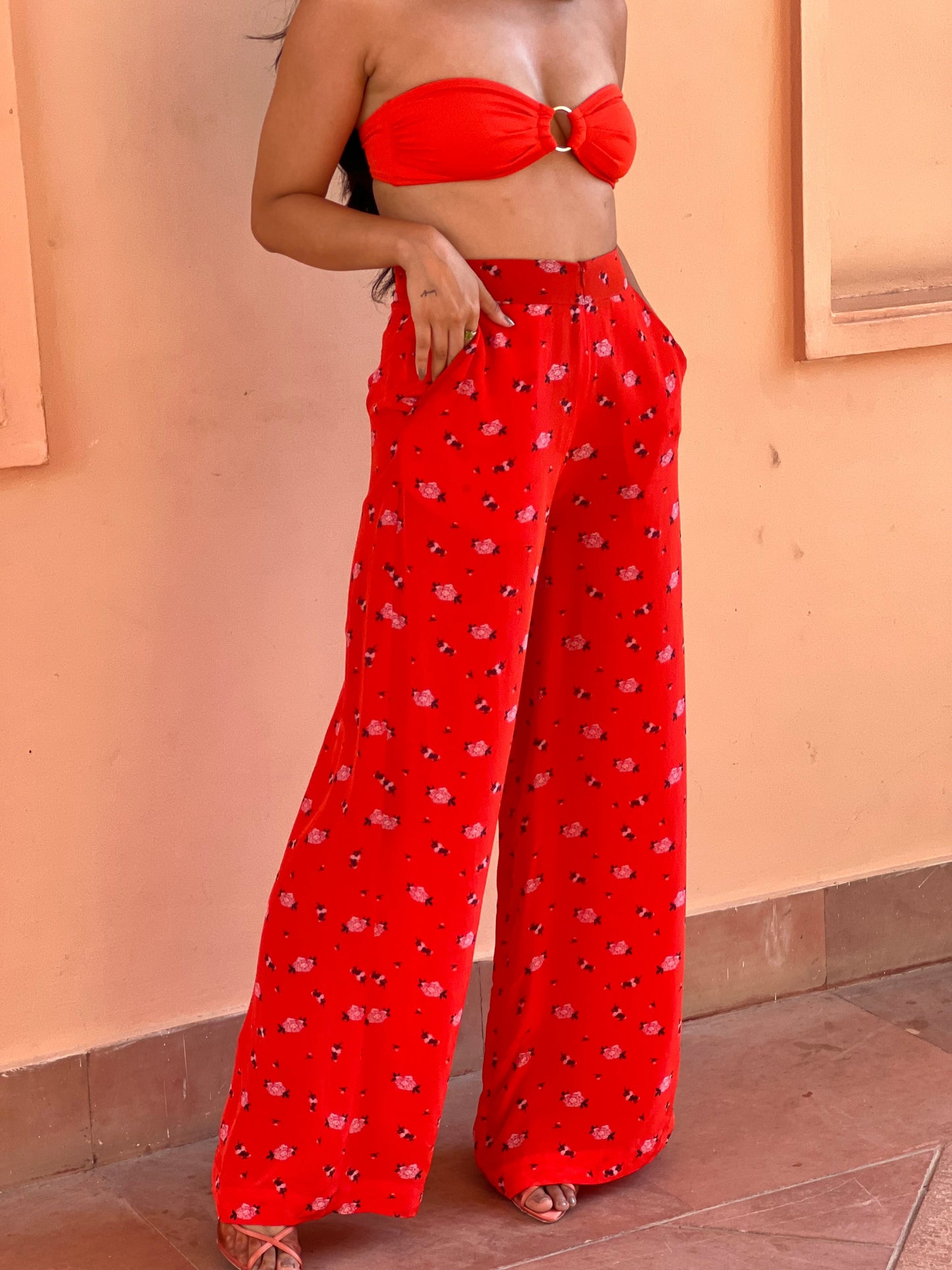 Trousers with Pockets - Carnations