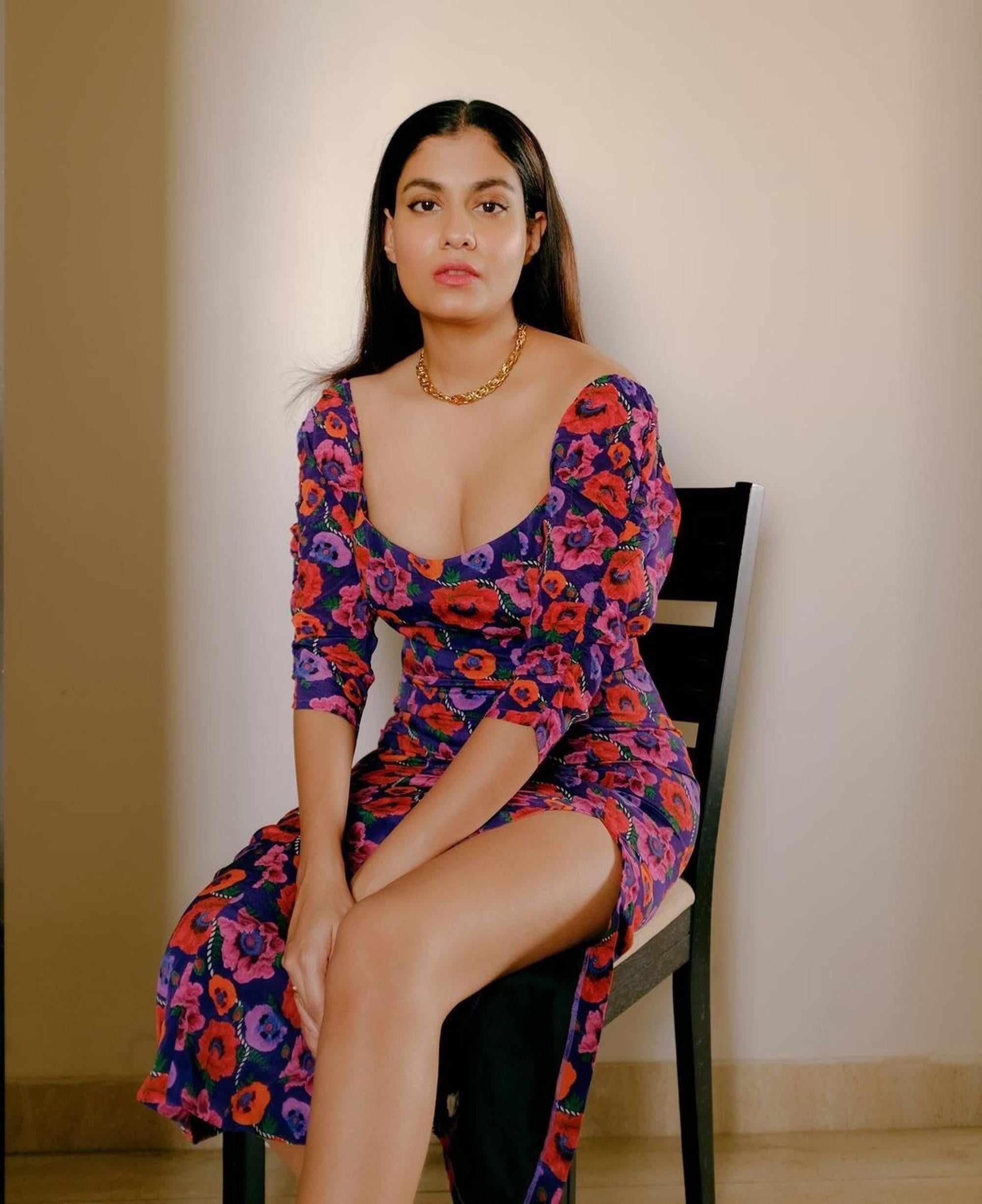 Waist Cinching Dress - Oriental Poppy