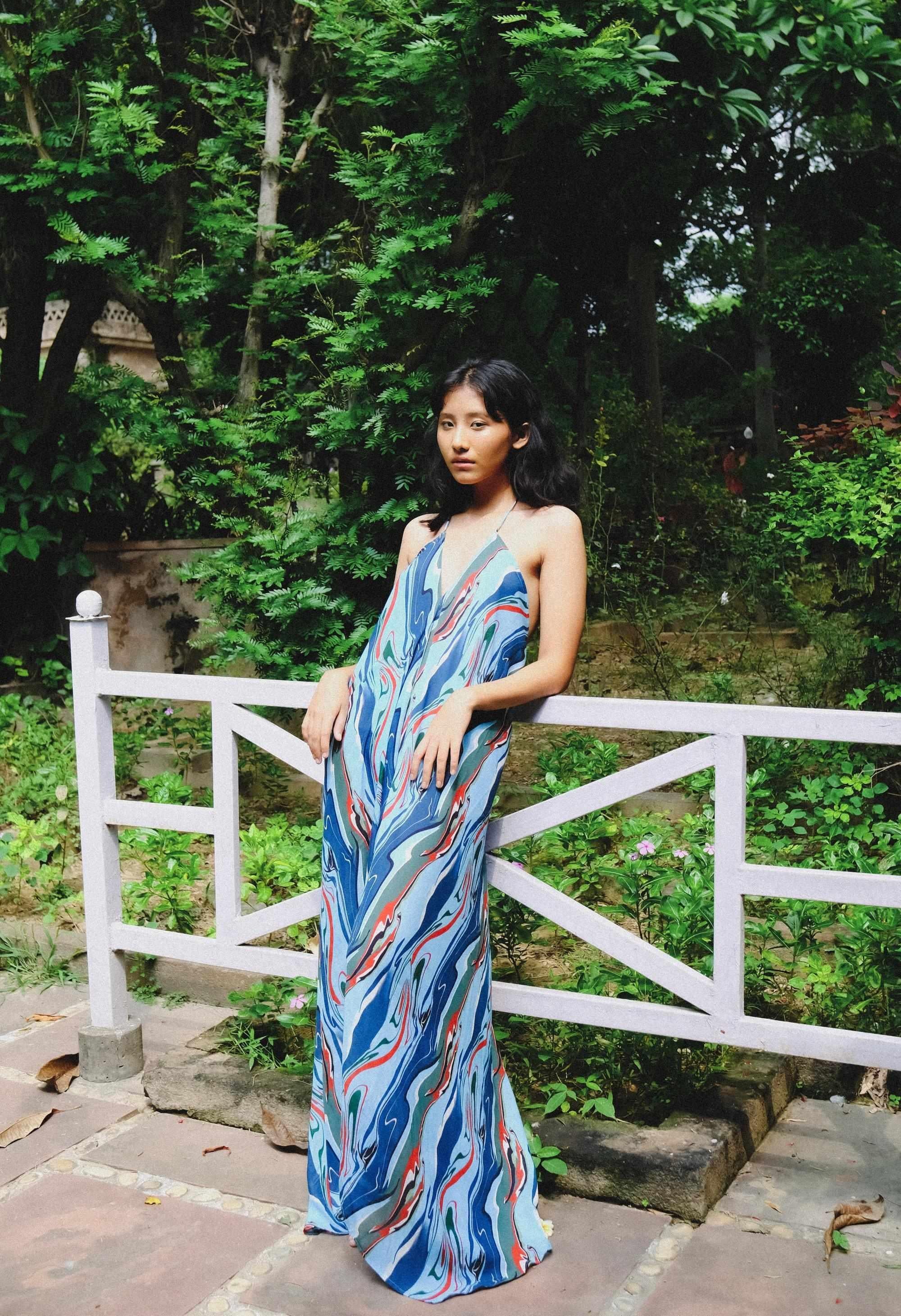 Cosmic Wave Plunge Back Kaftan Dress-Resortwear-izsi-IZSI