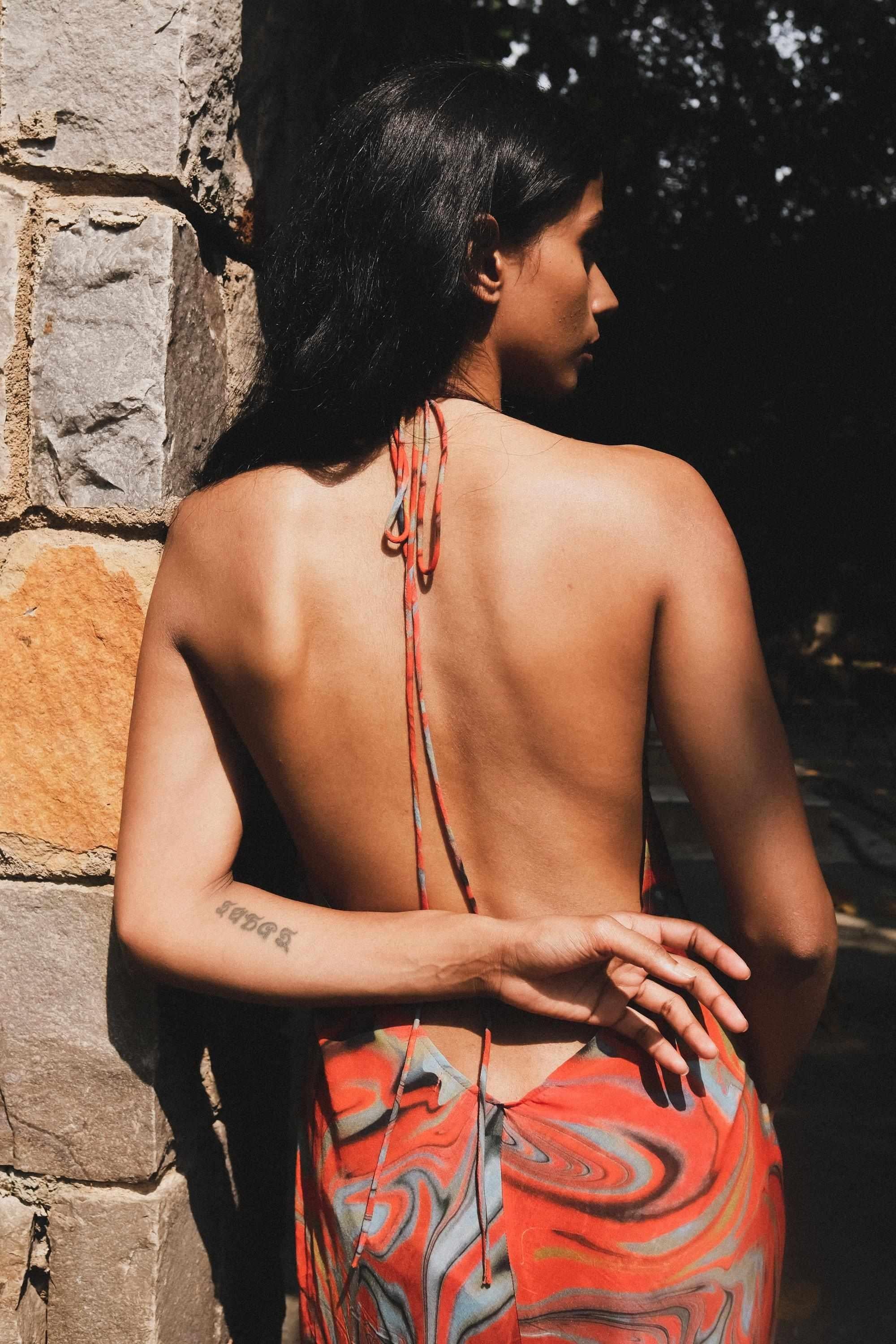 Cayenne Wave Plunge Back Kaftan Dress