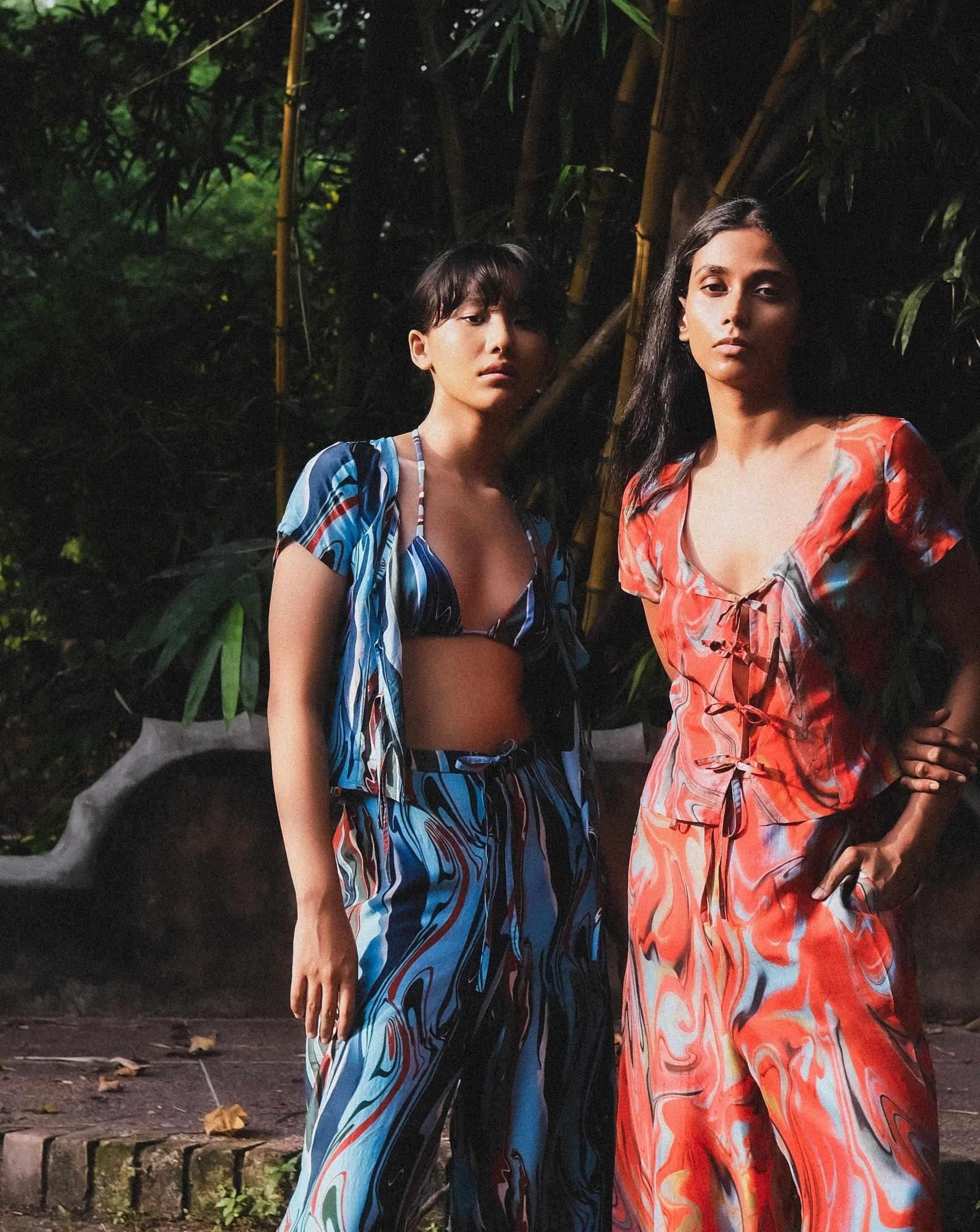 Cosmic Wave Four Tie Top-izsi-IZSI