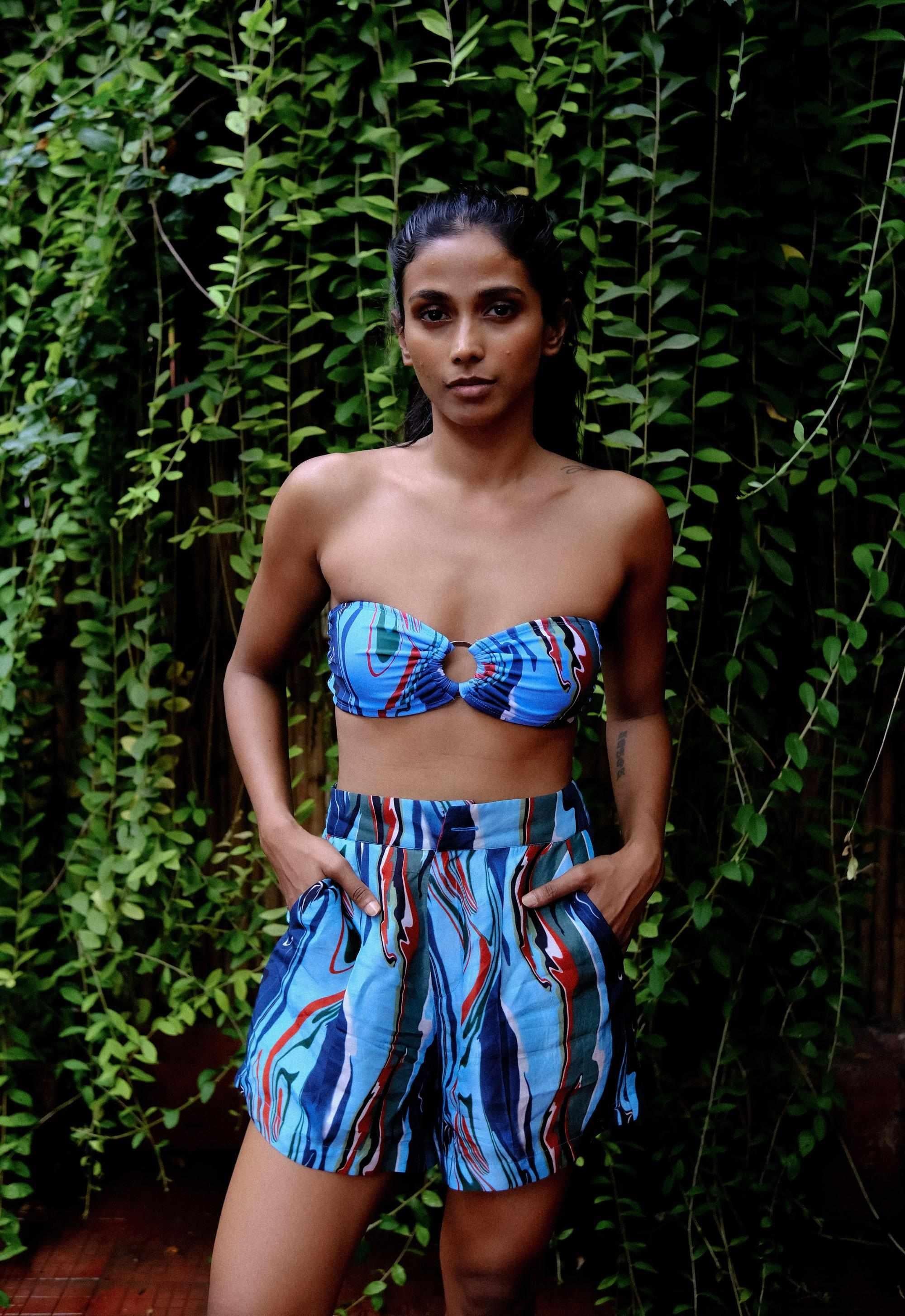 Cosmic Wave High Waist Shorts With Side Pockets