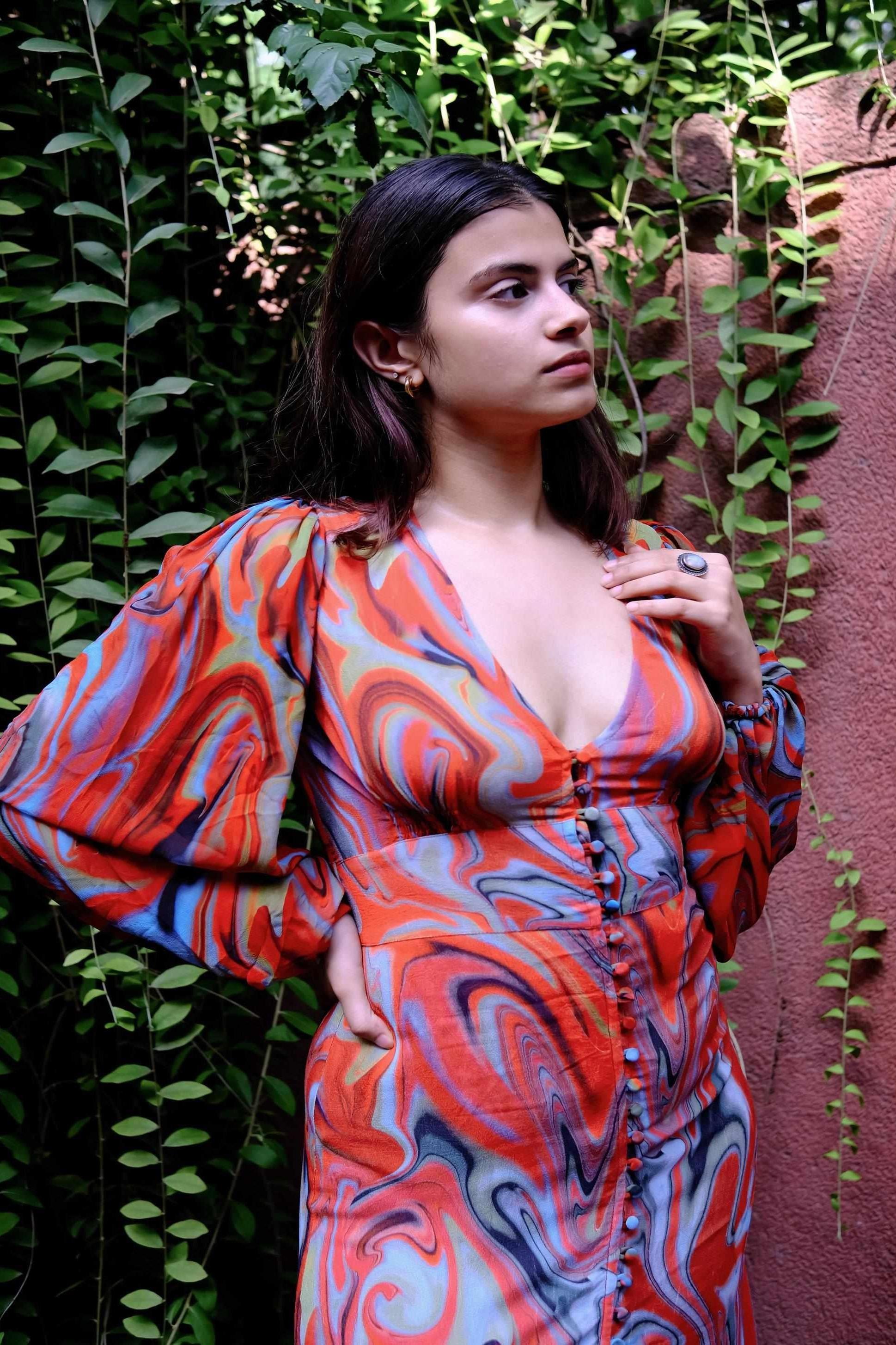 Cayenne Wave Bishop Sleeved Dress