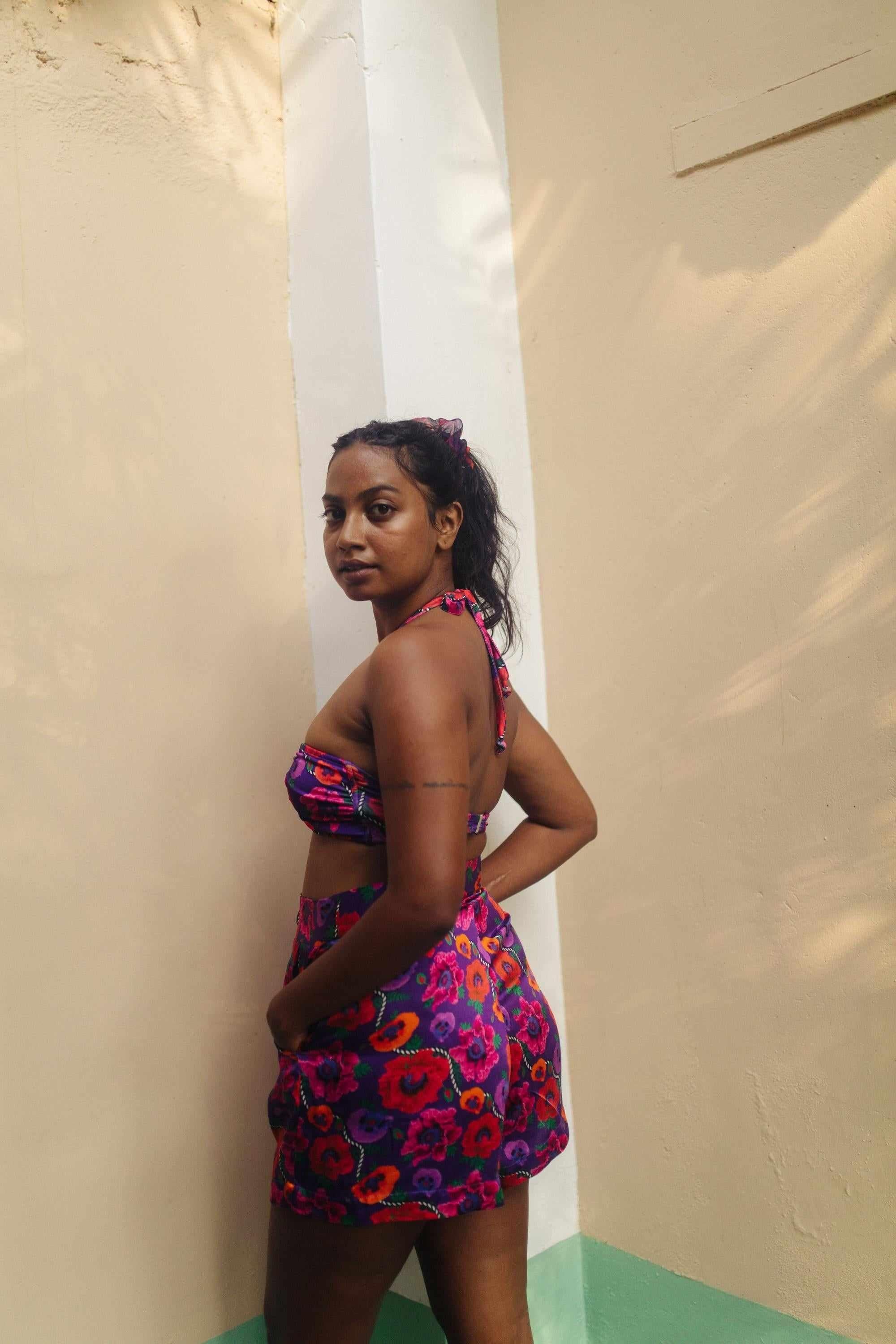 Oriental Poppy High Waist Shorts With Side Pockets